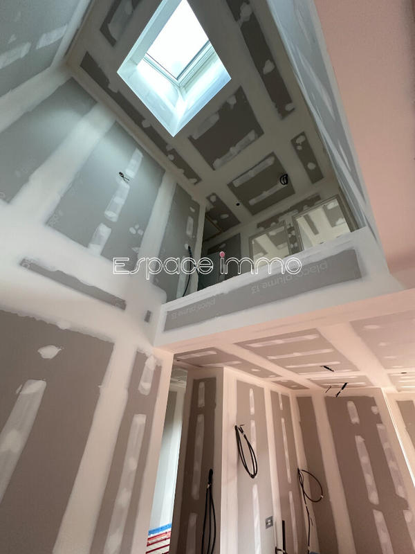 Maison - 121 m² - 4 pièces