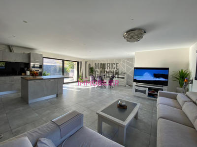 Maison contemporaine - 155 m² - 5 pièces