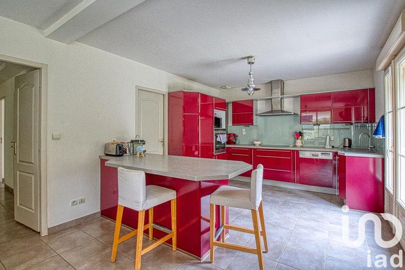 Maison - 194 m² - 9 pièces