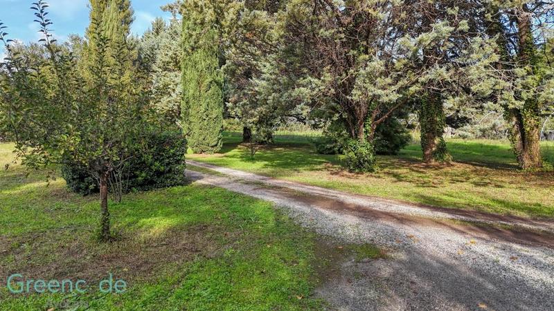 Villa - 215 m² - 10 pièces