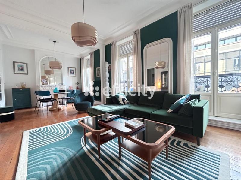 Appartement - 103 m² - 4 pièces