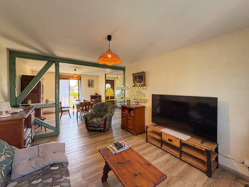 Maison - 90 m² - 5 pièces