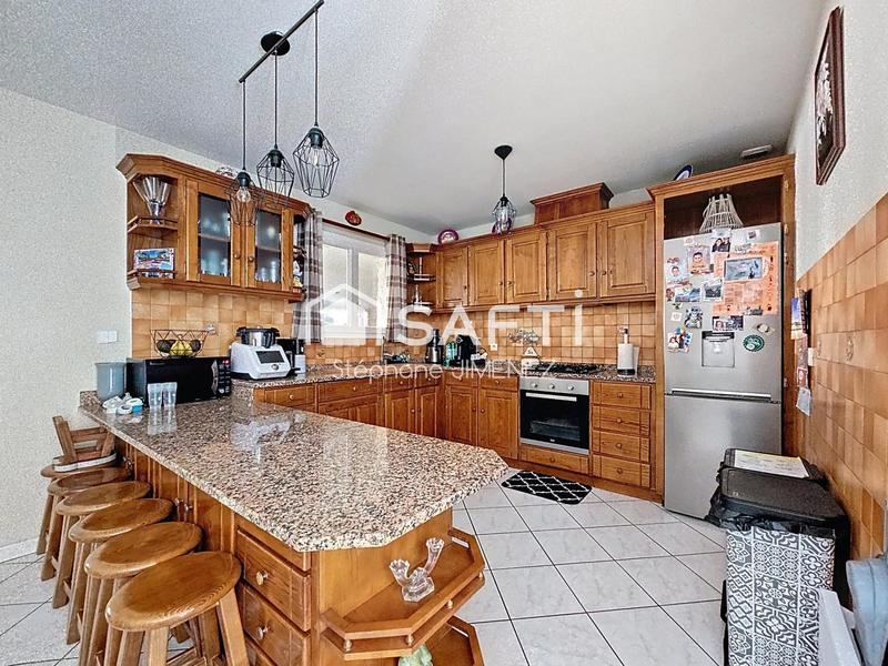 Maison - 130 m² - 6 pièces