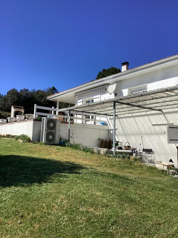 Maison traditionnelle - 100 m² - 6 pièces