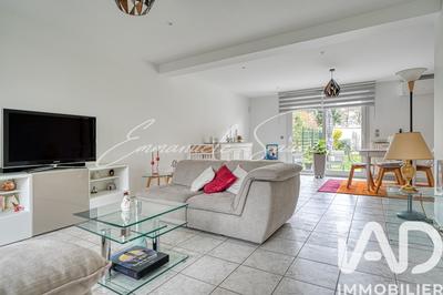 Maison - 137 m² - 6 pièces