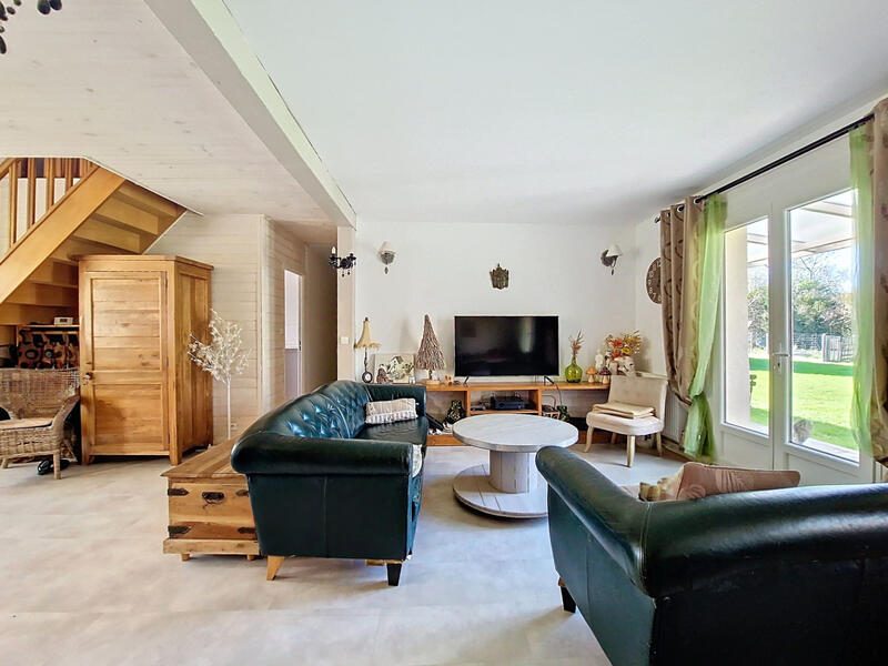 Maison - 134 m² - 5 pièces