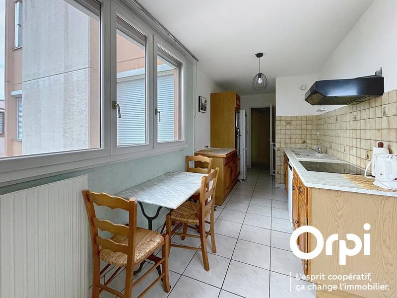 Appartement - 75 m² - 3 pièces