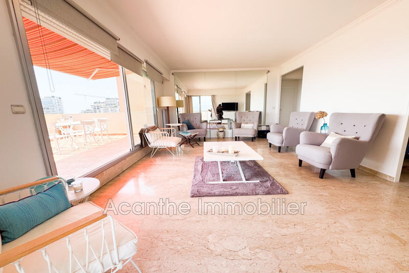 Appartement - 80 m² - 3 pièces