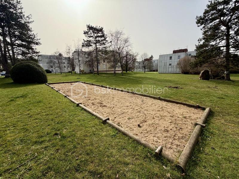 Appartement - 100 m² - 5 pièces