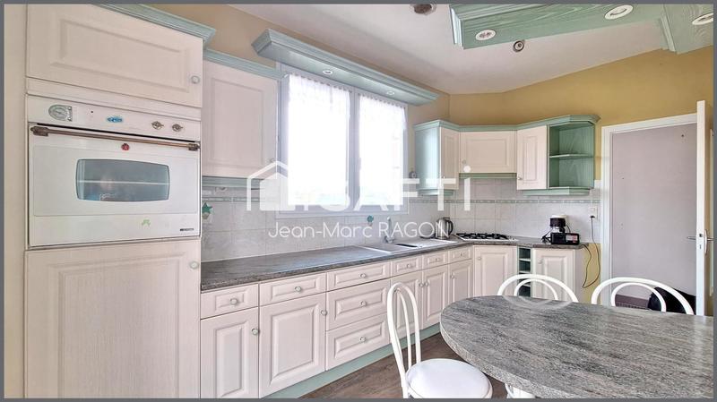 Maison - 93 m² - 4 pièces