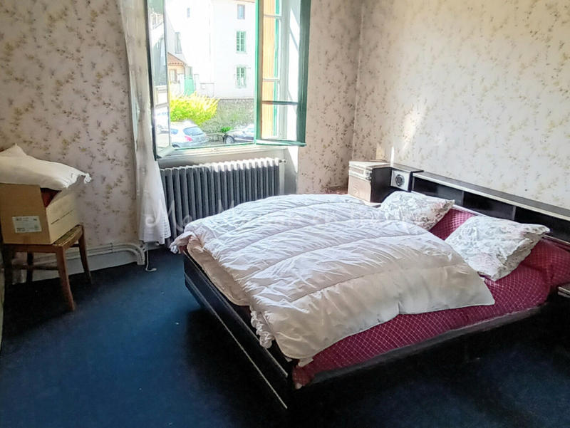 Maison - 96 m² - 5 pièces