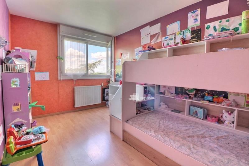 Appartement - 82 m² - 4 pièces