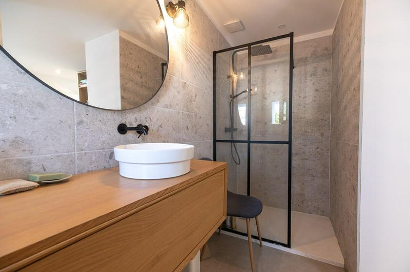 Maison - 96 m² - 4 pièces