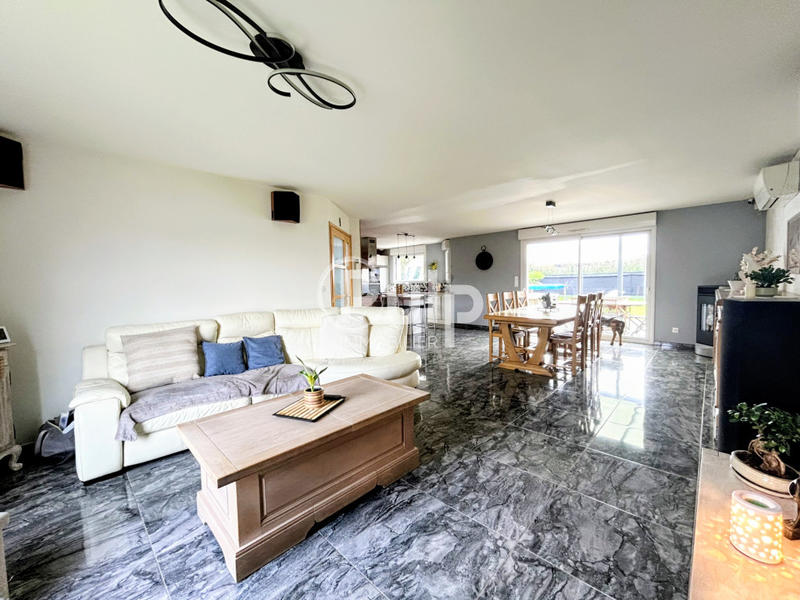 Pavillon - 130 m² - 6 pièces