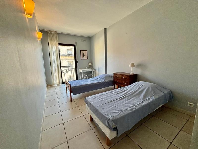 Appartement - 75 m² - 3 pièces