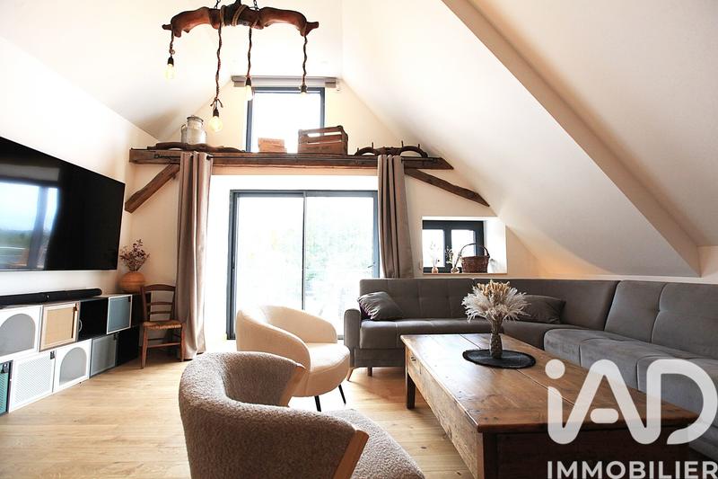 Maison - 206 m² - 7 pièces