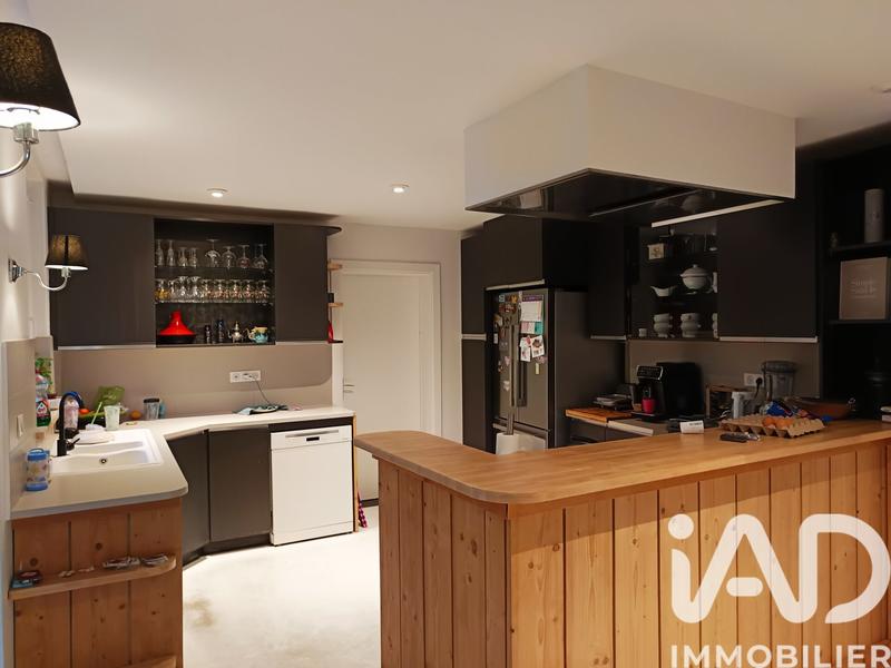 Maison - 342 m² - 10 pièces