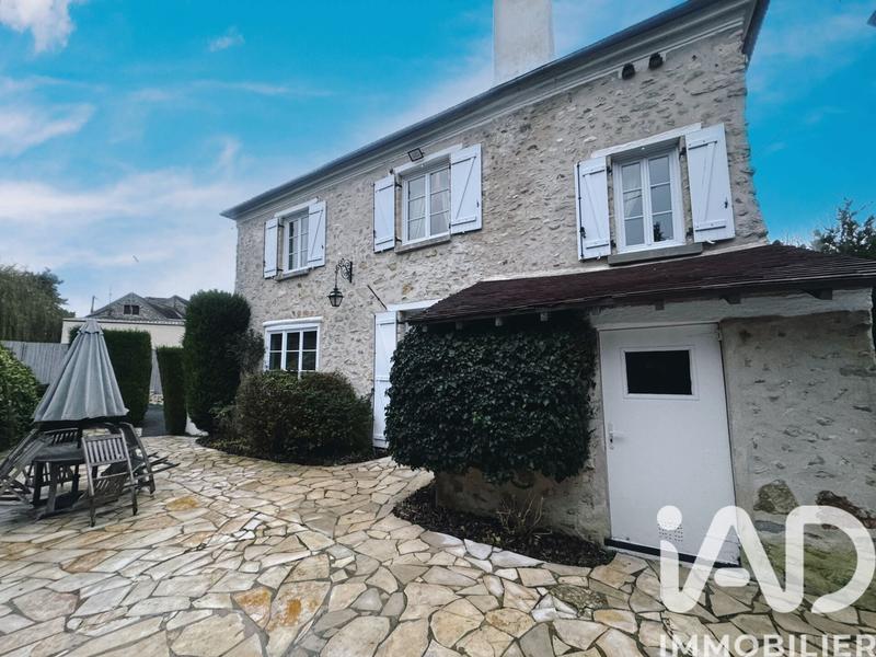 Maison - 144 m² - 5 pièces
