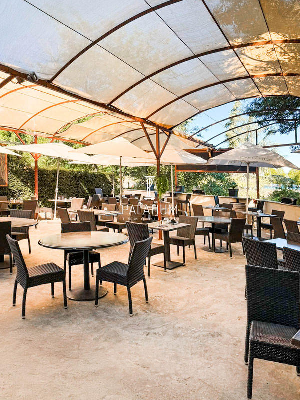 Fonds de commerce - Hôtellerie / Restauration - 200 m²