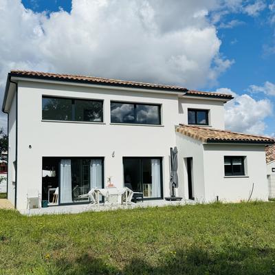 Maison - 125 m² - 5 pièces