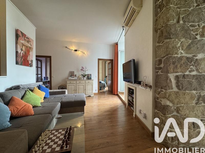 Appartement - 70 m² - 3 pièces