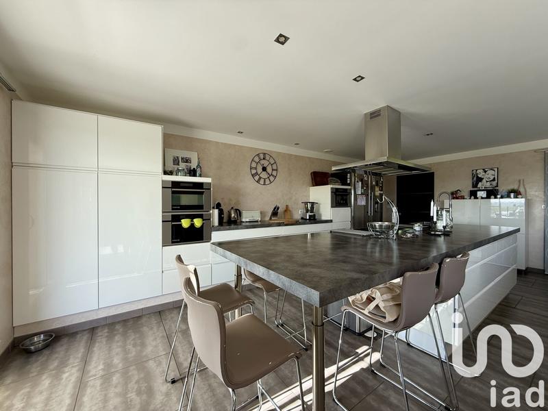 Maison - 143 m² - 4 pièces