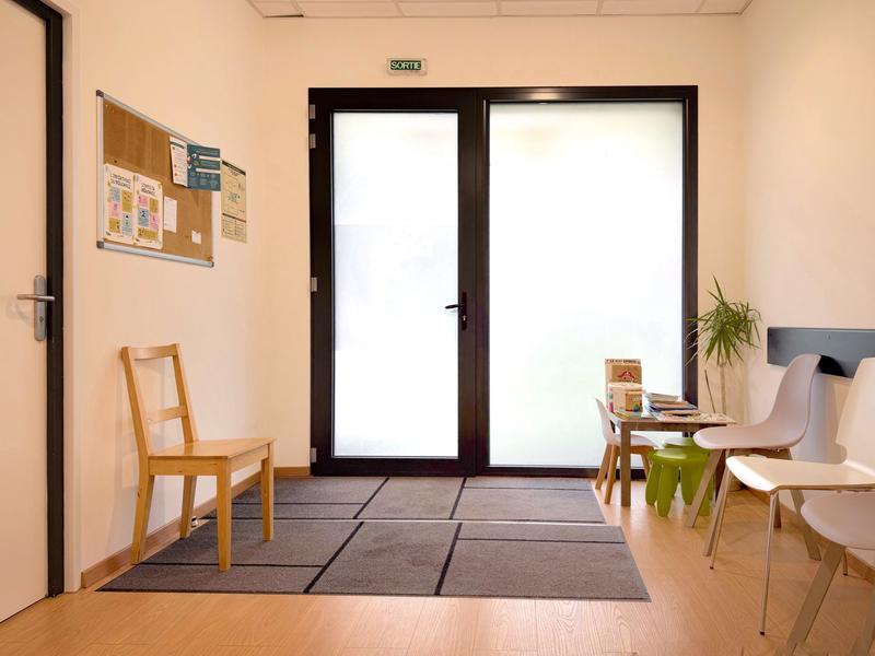 Local commercial - 104 m² - 4 pièces