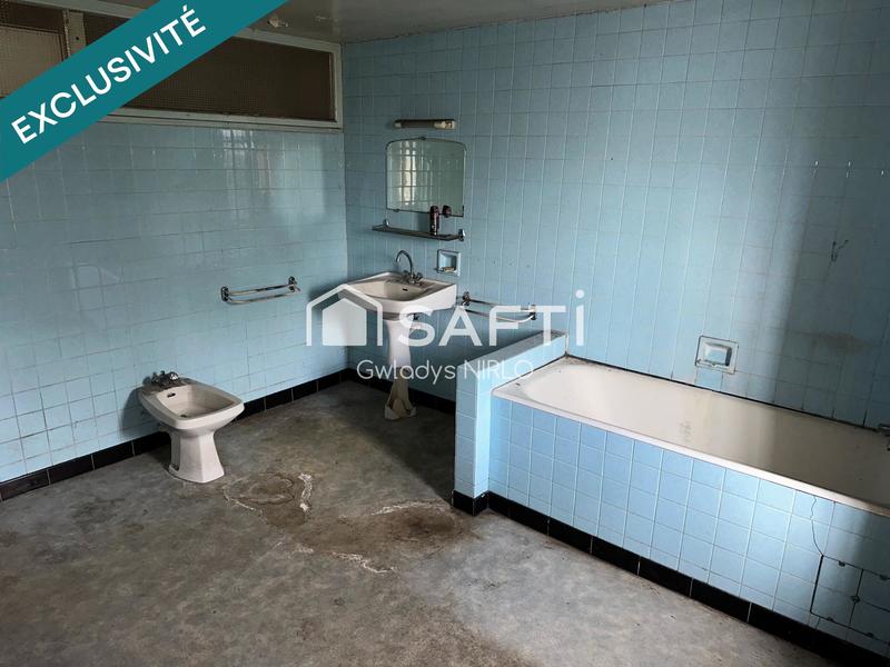 Maison de ville - 230 m² - 13 pièces