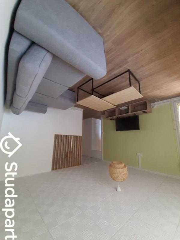 Appartement - 89 m² - 5 pièces