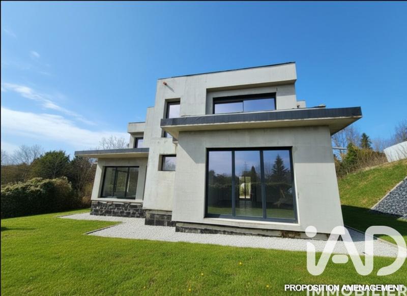 Maison - 142 m² - 6 pièces