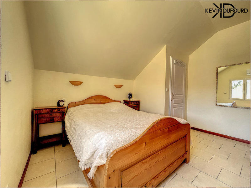 Appartement - 85 m² - 4 pièces