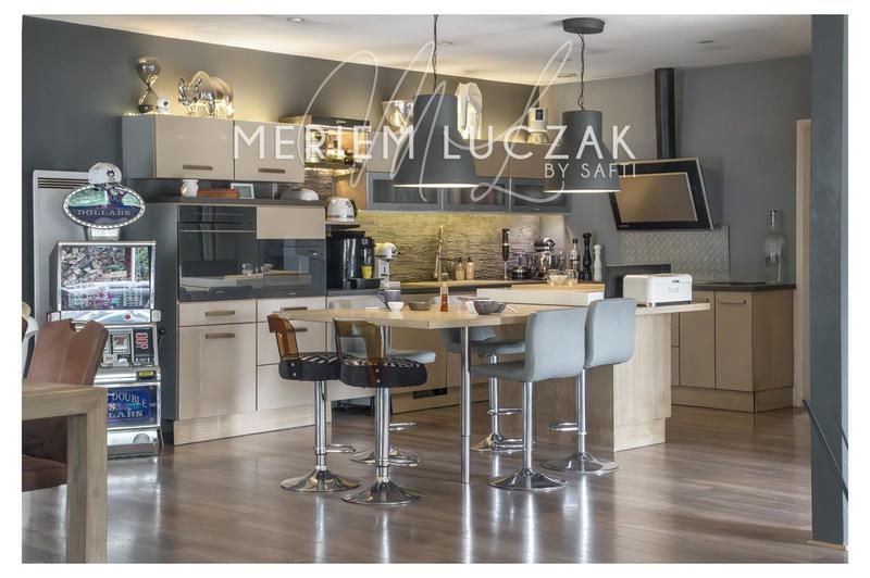 Maison de village - 244 m² - 7 pièces