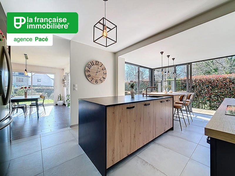 Maison - 133 m² - 6 pièces