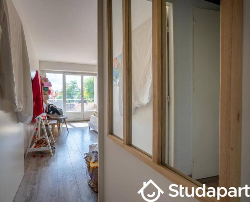 Chambre - 14 m² - 1 pièce