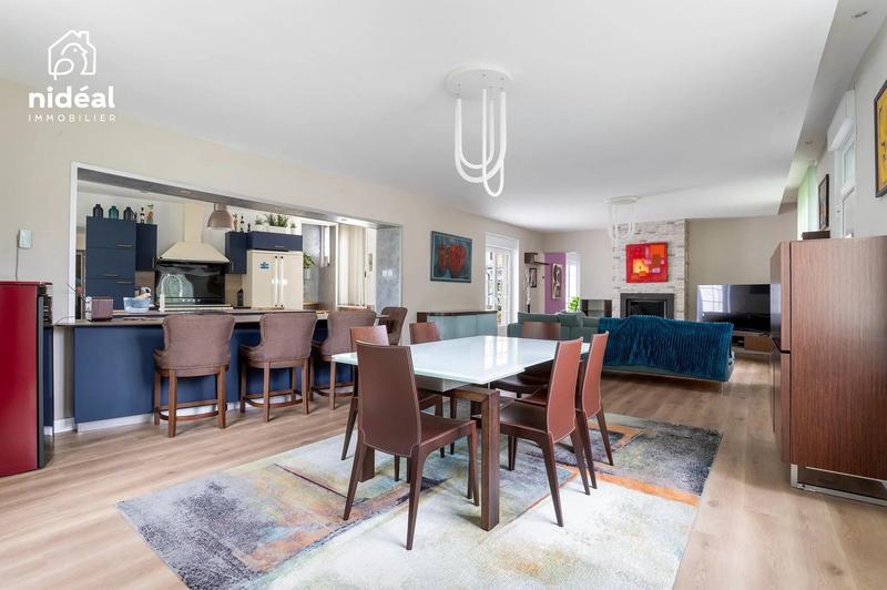 Maison - 280 m² - 7 pièces