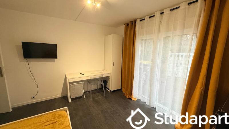 Chambre - 10 m² - 1 pièce