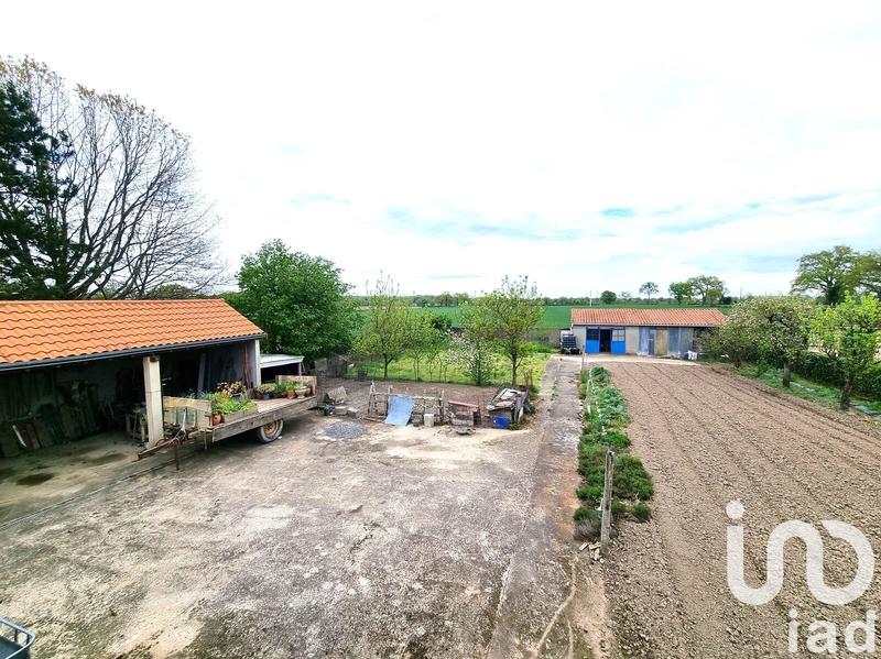 Maison - 211 m² - 9 pièces