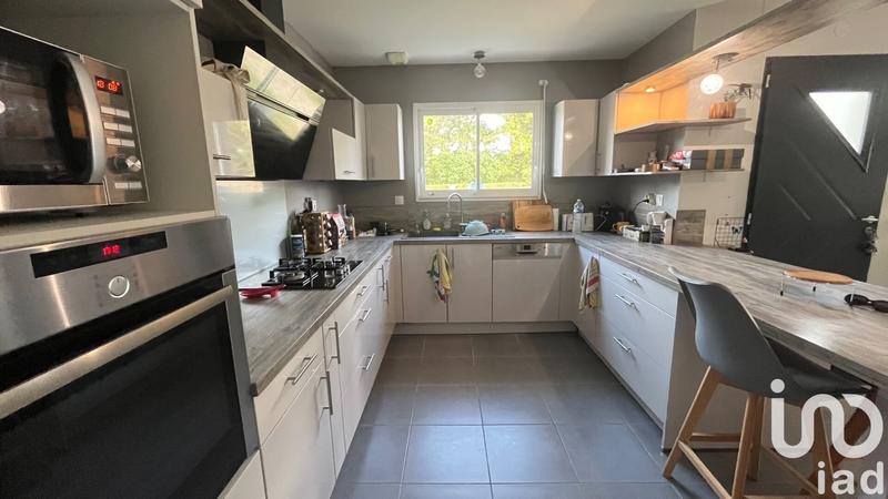 Maison - 96 m² - 4 pièces