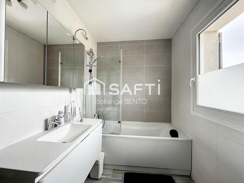 Maison - 192 m² - 8 pièces