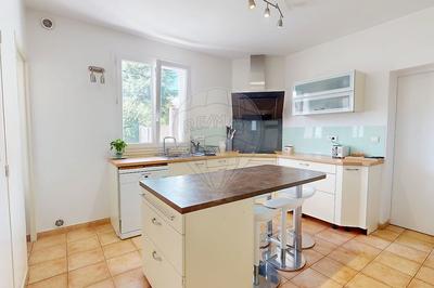 Maison - 175 m² - 7 pièces