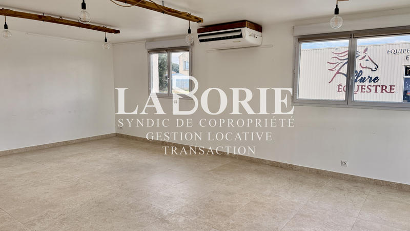 Local d'activités - 80 m²