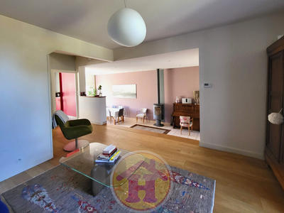 Maison - 178 m² - 7 pièces