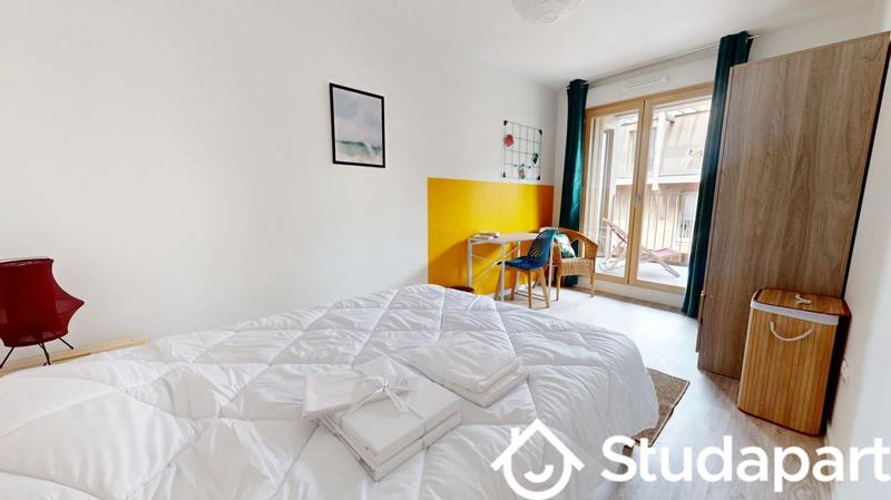 Chambre - 10 m² - 1 pièce