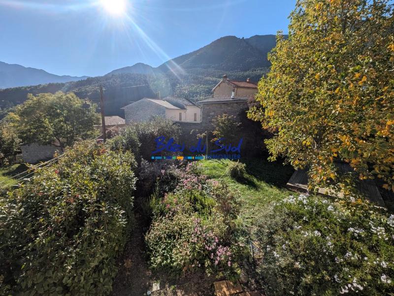 Maison traditionnelle - 81 m² - 4 pièces