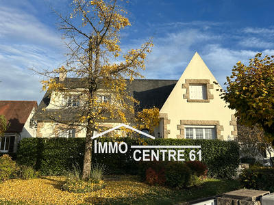 Maison - 163 m² - 5 pièces