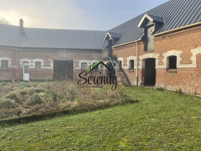 Maison ancienne - 1 081 m² - 11 pièces