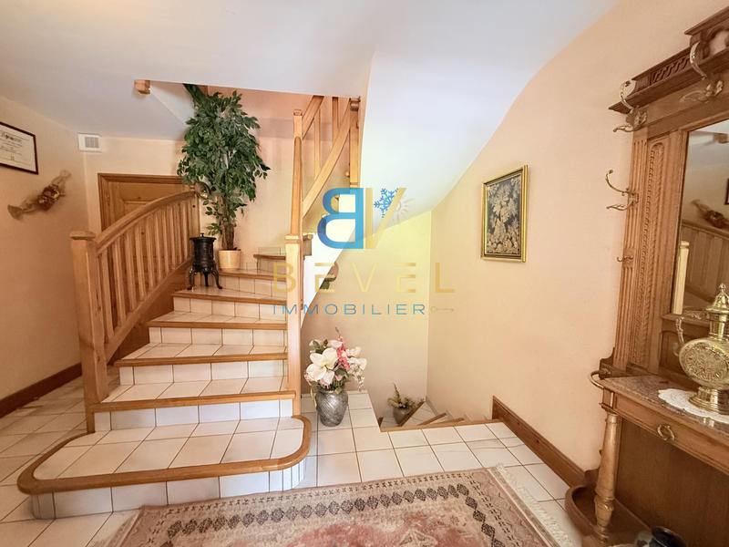 Maison - 173 m² - 5 pièces