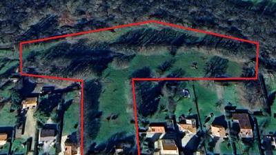 Terrain - 13 000 m²
