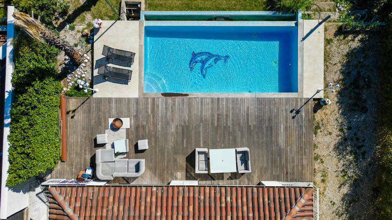 Villa - 235 m² - 7 pièces