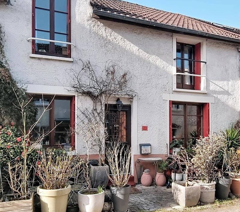 Maison - 100 m² - 5 pièces